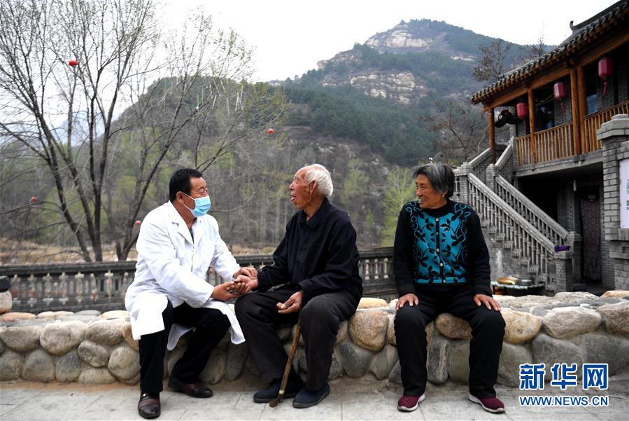 (新華全媒頭條·小康圓夢·圖文互動(dòng))(2)恢宏史詩耀千秋——寫在中國共產(chǎn)黨帶領(lǐng)中國人民全面建成小康社會(huì)之際