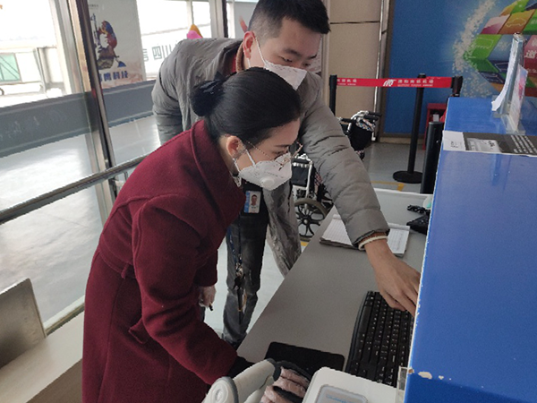 旅客服務部服務室學習技術操作.png