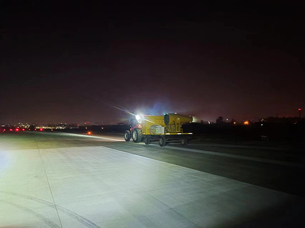 1678930416671209.jpg 飛行區(qū)內(nèi)環(huán)境治理.pic.jpg