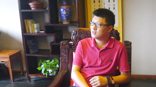 袁騰飛：我只是一個(gè)講歷史的&ldquo;說(shuō)書人&rdquo;