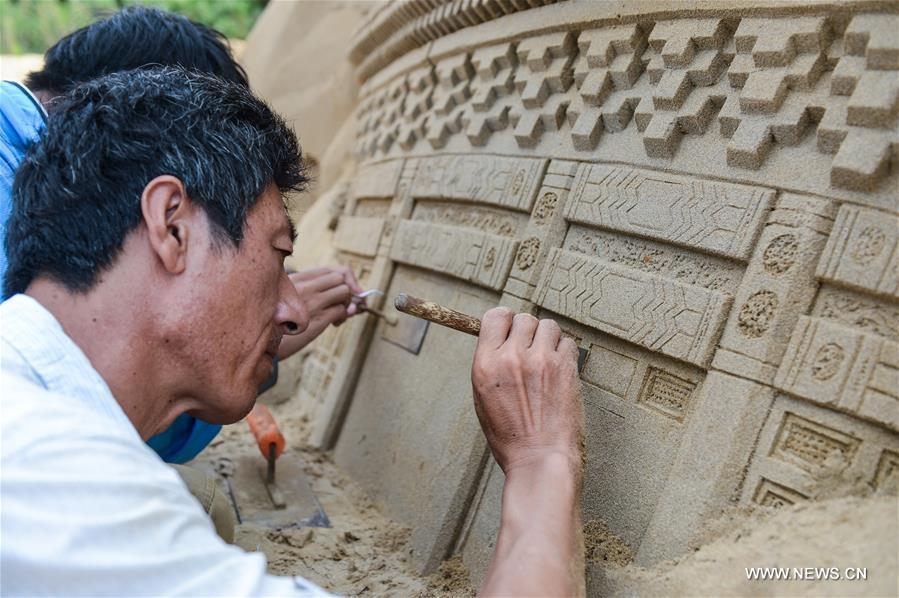 An international sand sculptures show was prepared to display landmarks and well-known cartoon characters of G20 members, as a way to greet the upcoming G20 summit in Hangzhou, capital of Zhejiang, next month. An international sand sculptures show was prepared to display landmarks and well-known cartoon characters of G20 members, as a way to greet the upcoming G20 summit in Hangzhou, capital of Zhejiang, next month.