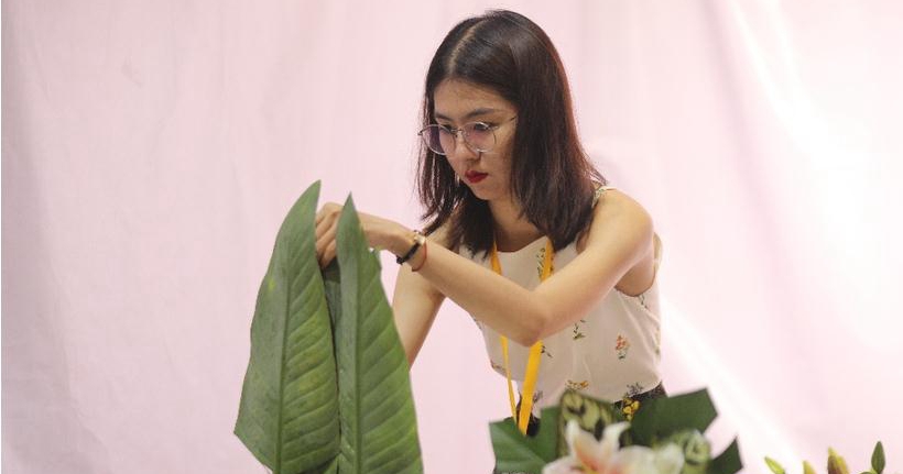 視頻|如此動(dòng)人，和百合來(lái)場(chǎng)約會(huì)吧！第三屆中國(guó)凌源百合節(jié)花藝大賽花絮