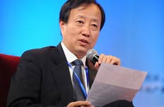 經(jīng)濟(jì)參考報(bào)總編輯 杜躍進(jìn)