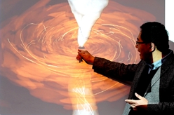 人類首次“看見”的那個(gè)黑洞，有了偏振圖像