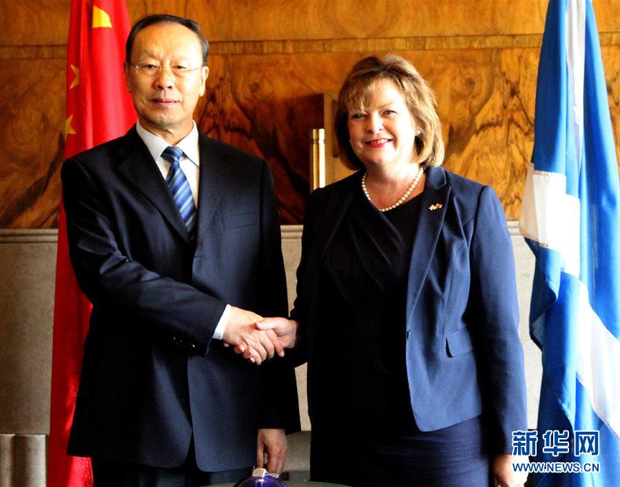 (XHDW)杜青林率中共代表團(tuán)訪問英國