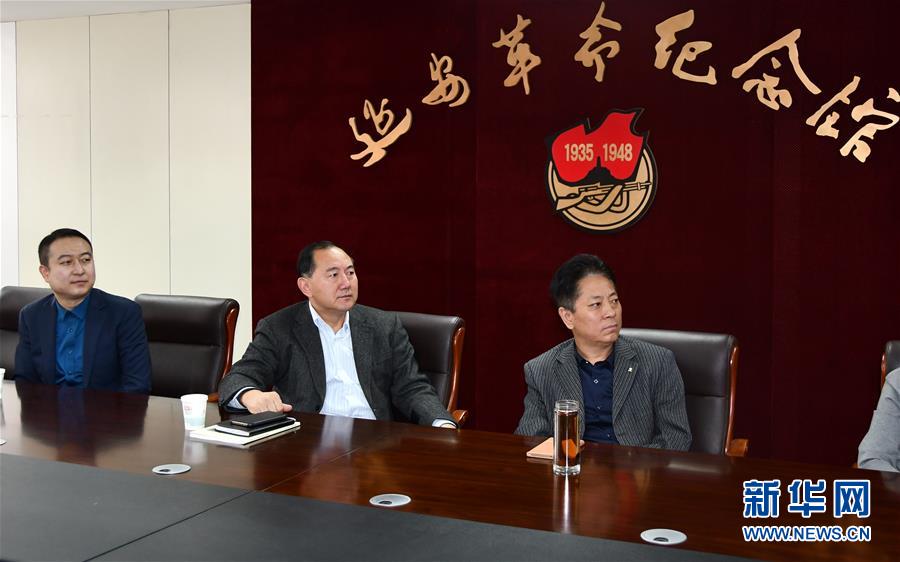 (十九大時光·圖文互動)(1)歷史性成就彪炳史冊 新時代藍(lán)圖催人奮進(jìn)——來自基層蹲點現(xiàn)場的報道