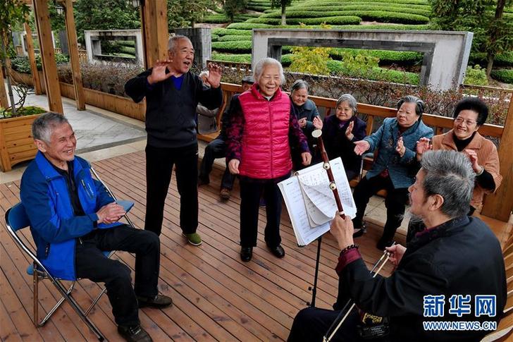 (新華全媒頭條·“改革開放40年”變遷走筆·圖文互動(dòng))(13)活力的迸發(fā)——改革開放40年變遷系列述評(píng)社會(huì)篇