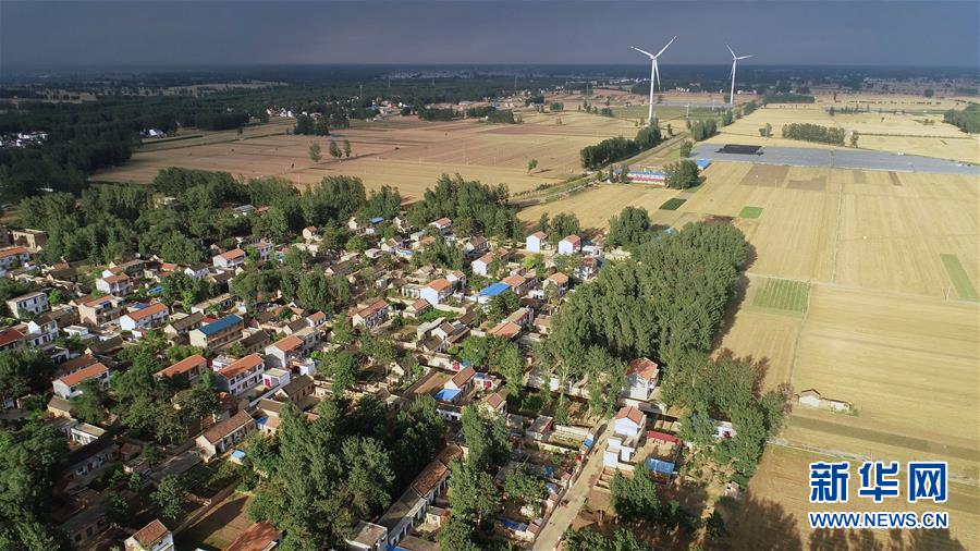 （新華全媒頭條&middot;迎接兩會(huì)特別報(bào)道&middot;圖文互動(dòng)）（8）奮進(jìn)，向著第一個(gè)百年奮斗目標(biāo)&mdash;&mdash;寫在2019年全國(guó)兩會(huì)召開(kāi)之際