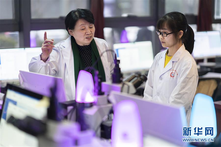 （愛國(guó)情 奮斗者&middot;圖文互動(dòng)）（1）海歸博士孫小蓉：用&ldquo;蘭丁&rdquo;助婦女遠(yuǎn)離宮頸癌陰影