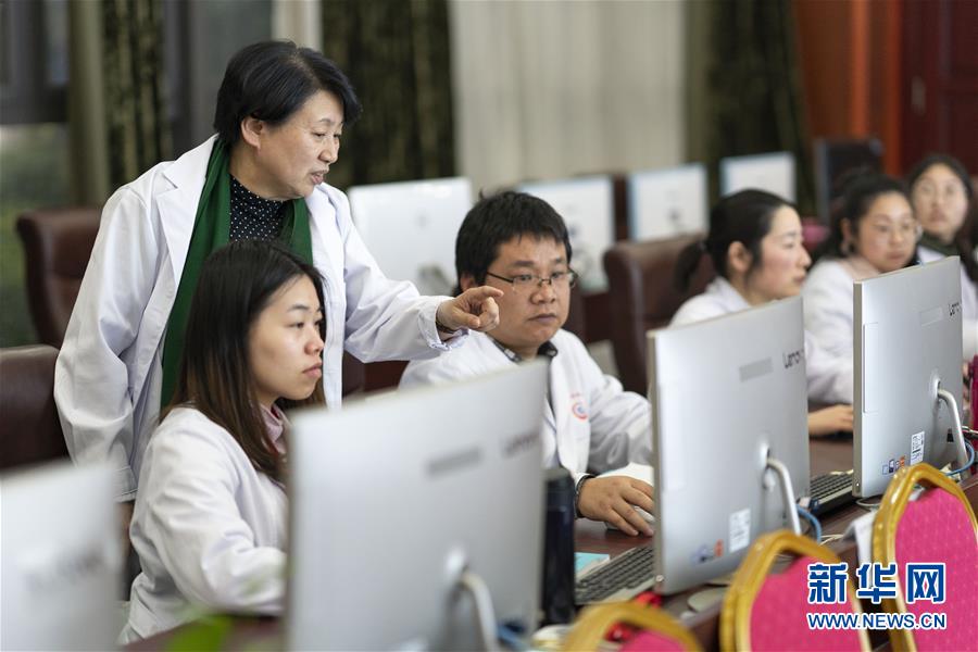 （愛國(guó)情 奮斗者&middot;圖文互動(dòng)）（2）海歸博士孫小蓉：用&ldquo;蘭丁&rdquo;助婦女遠(yuǎn)離宮頸癌陰影