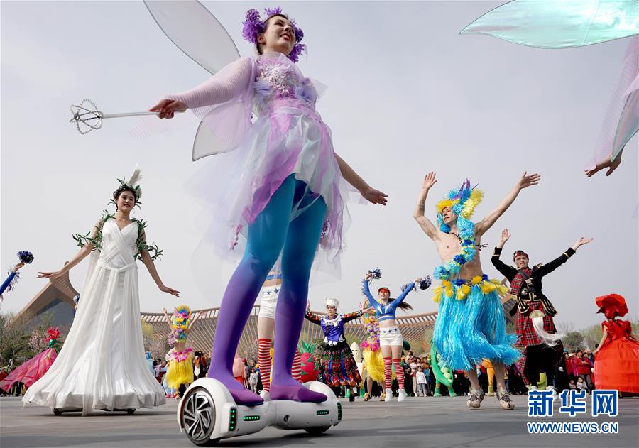 （新華全媒頭條&middot;北京世園會(huì)&middot;圖文互動(dòng)）（4）共繪人類生態(tài)文明美麗畫(huà)卷&mdash;&mdash;從北京世園會(huì)看中國(guó)綠色發(fā)展的&ldquo;世界貢獻(xiàn)&rdquo;