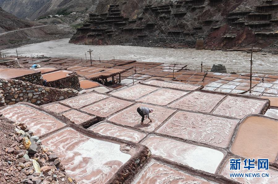 (圖文互動(dòng))(6)大地的饋贈(zèng) 風(fēng)和陽光的作品——西藏芒康鹽田的前世今生