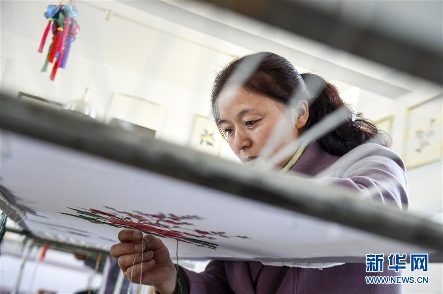 （新華全媒頭條&middot;壯麗70年&middot;奮斗新時(shí)代&middot;圖文互動(dòng)）（12）中國減貧的西海固報(bào)告