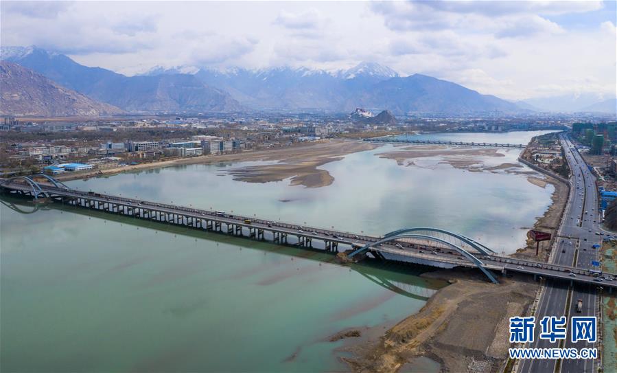 （壯麗70年&middot;奮斗新時代&mdash;&mdash;共和國發(fā)展成就巡禮&middot;圖文互動）（6）人間奇跡在高原&mdash;&mdash;新中國成立70年西藏發(fā)展成就紀(jì)實(shí)