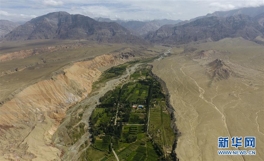 （決戰(zhàn)決勝脫貧攻堅(jiān)·圖文互動）（4）記者手記：尋訪昆侖“桃花源”的“祛病”良方