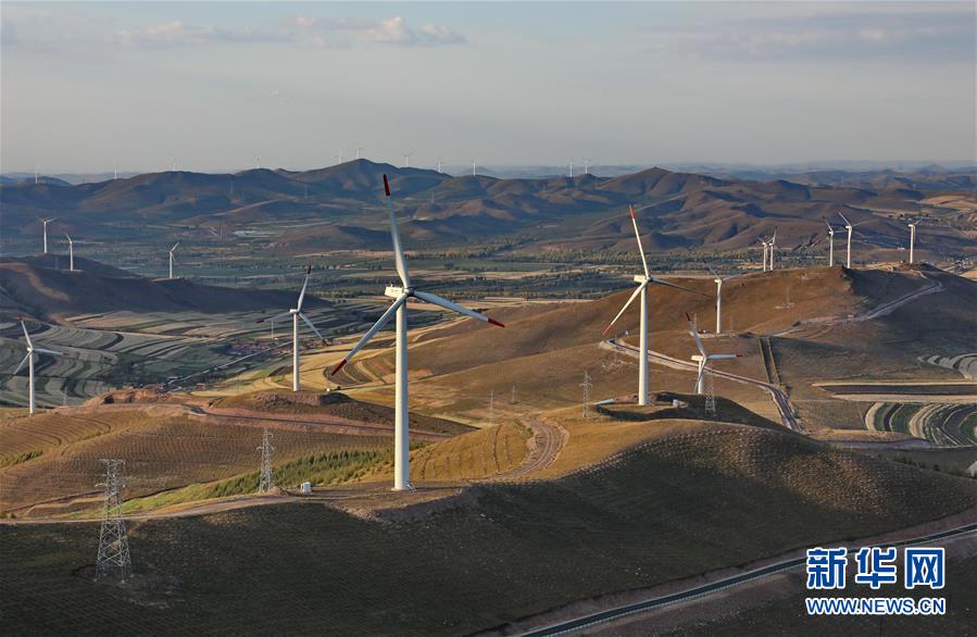 (壯麗70年·奮斗新時(shí)代——共和國(guó)發(fā)展成就巡禮·圖文互動(dòng))(6)從“用不上”到“有保障”——共和國(guó)能源業(yè)發(fā)展成就巡禮