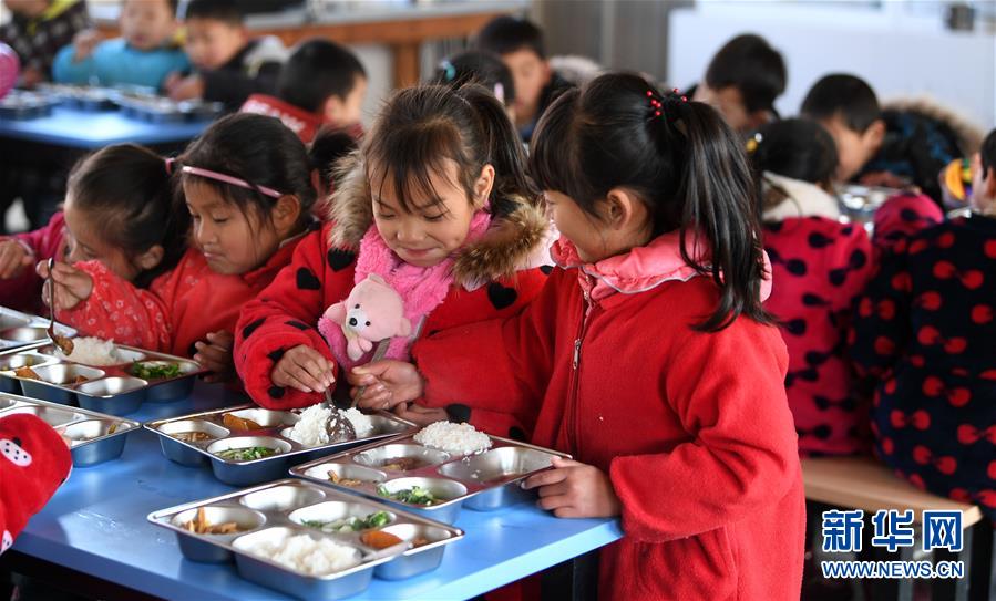 (新華全媒頭條·圖文互動)(4)從大國之治邁向強國之治——新中國70年社會治理現(xiàn)代化巡禮