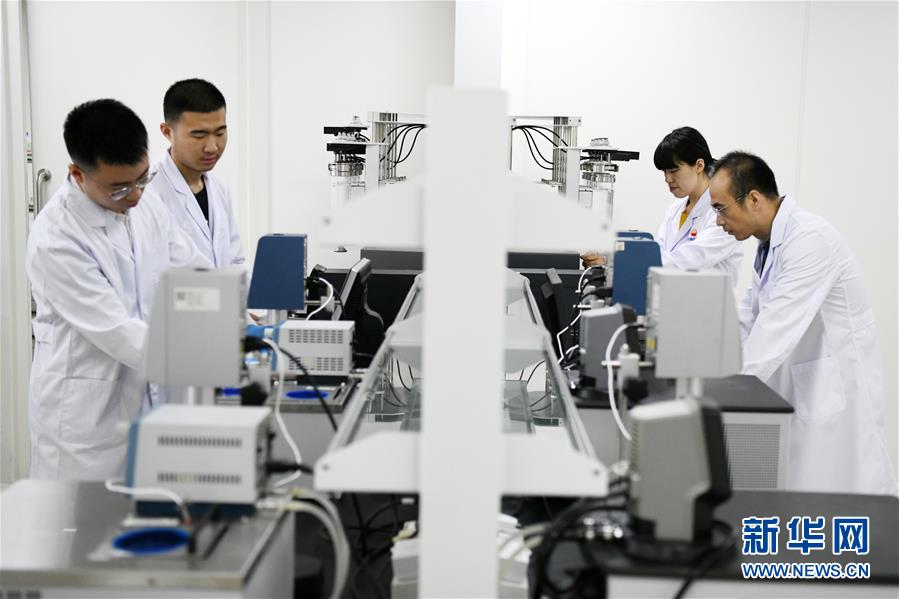 (圖文互動)(8)當好標桿旗幟 建設百年油田——寫在大慶油田發(fā)現(xiàn)60周年之際