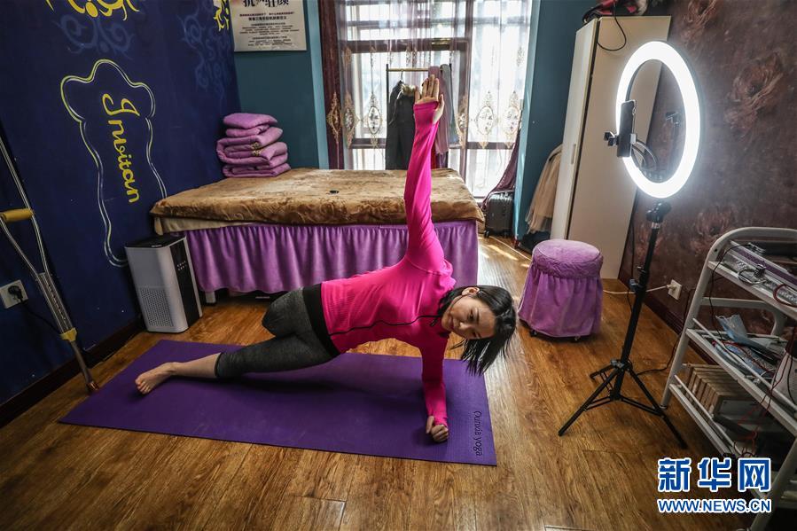 （在習(xí)近平新時(shí)代中國(guó)特色社會(huì)主義思想指引下&mdash;&mdash;新時(shí)代新作為新篇章&middot;習(xí)近平總書記關(guān)切事&middot;圖文互動(dòng)）（2）打開生活的正確方式：更衛(wèi)生、更健康！