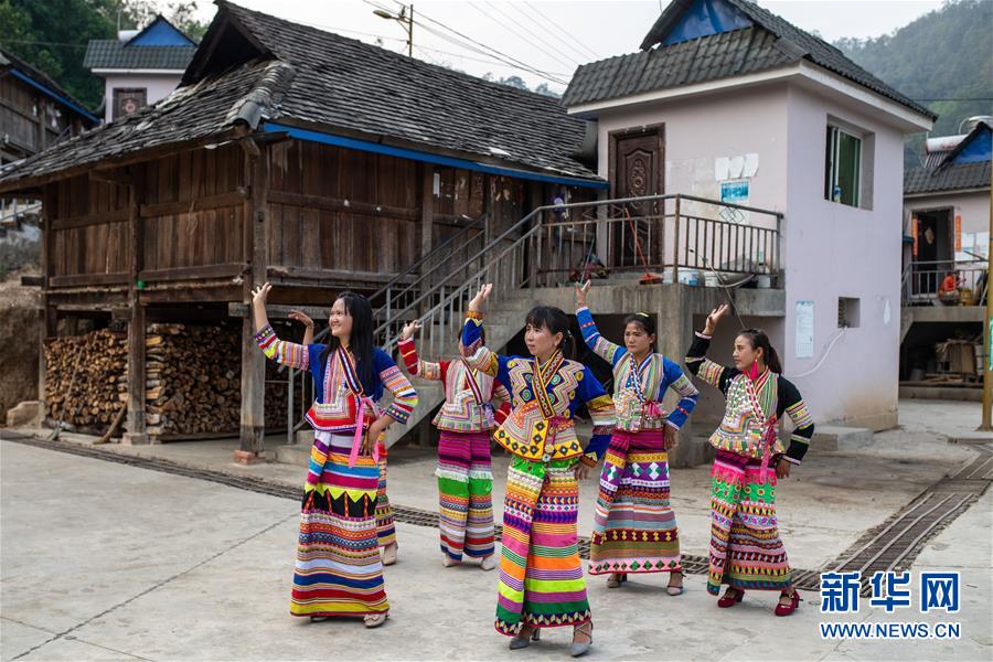 (決戰(zhàn)決勝脫貧攻堅(jiān)·圖文互動(dòng))(3)“孩子再也不用學(xué)打獵了”——拉祜族女獵手告別狩獵