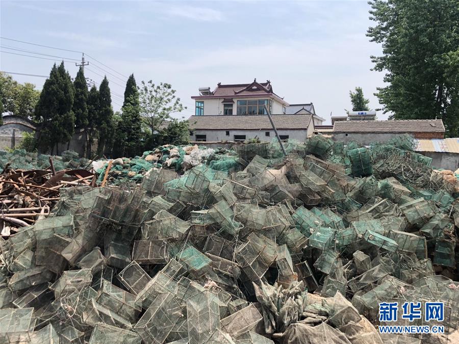 (新華視點(diǎn)·圖文互動)(1)偷捕現(xiàn)象未絕,“江鮮”仍在高價交易——長江“禁漁令”實(shí)施近半年追蹤