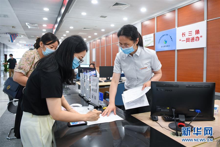 (新華全媒頭條·走向我們的小康生活·圖文互動)(14)解鎖幸福的密碼——“先行者”蘇州探路小康紀(jì)事