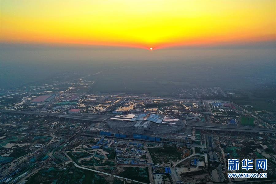 (新華全媒頭條·圖文互動(dòng))(18)“1毫米”之內(nèi)的智慧與引領(lǐng)——寫在智能高鐵京雄城際全線軌道貫通之際