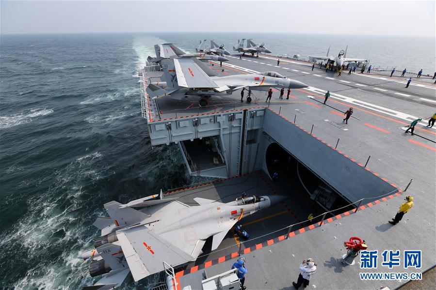 (在習(xí)近平強(qiáng)軍思想指引下·我們?cè)趹?zhàn)位報(bào)告·圖文互動(dòng))(6)奮飛在新時(shí)代的海天——海軍某艦載航空兵部隊(duì)備戰(zhàn)打仗記事
