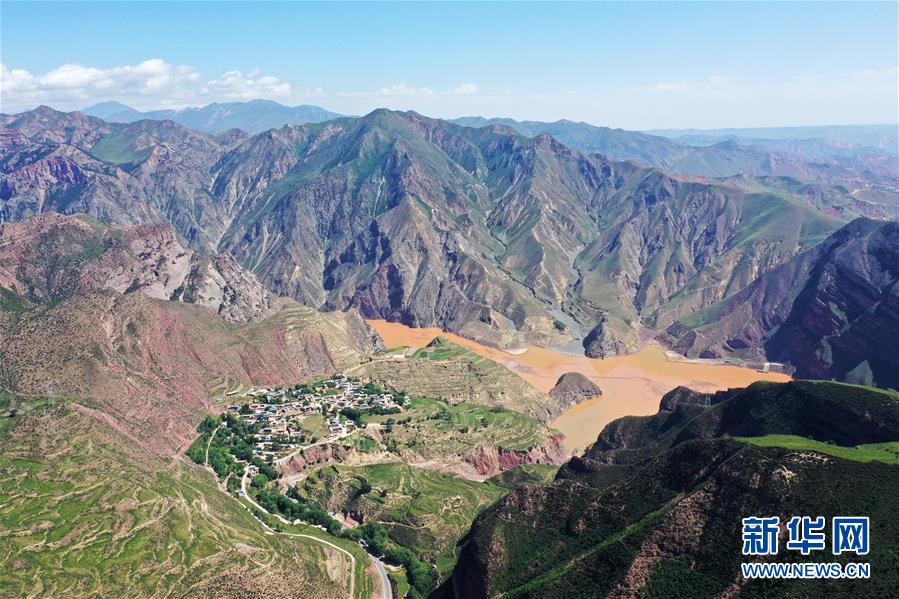 （走向我們的小康生活·決戰(zhàn)決勝脫貧攻堅(jiān)·圖文互動(dòng)）（1）甘青交界處的跨越——保安族、撒拉族的脫貧故事