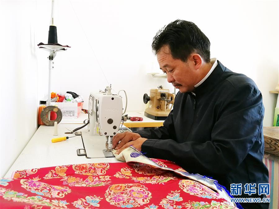 (決戰(zhàn)決勝脫貧攻堅(jiān)·圖文互動)(1)“吹響”幸福的白海螺——青海易地扶貧搬遷見聞