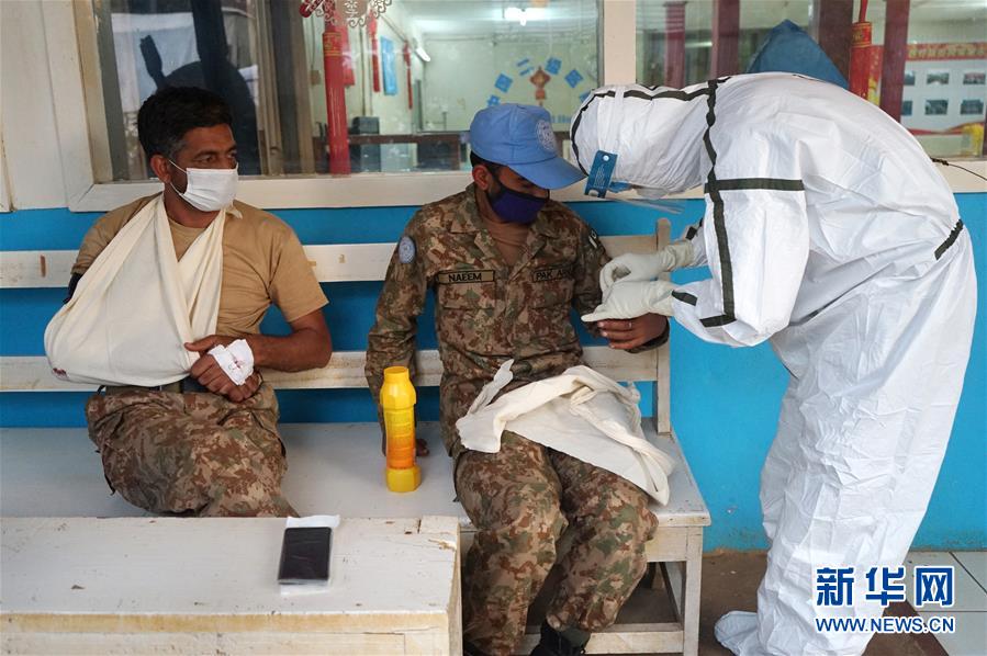 (維和白皮書·圖文互動)(3)維護世界和平的關(guān)鍵力量——中國軍隊參加聯(lián)合國維和行動30周年綜述