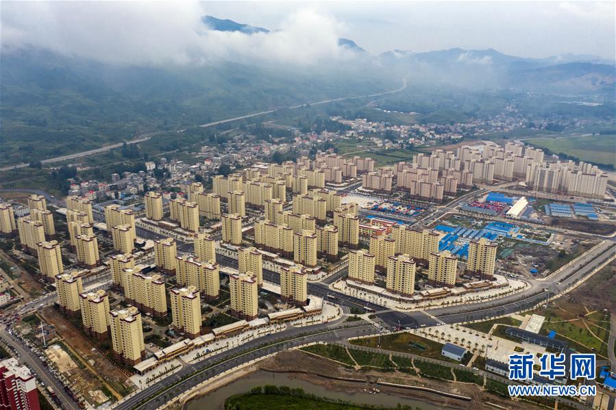 (新華全媒頭條·走向我們的小康生活·決戰(zhàn)決勝脫貧攻堅(jiān)·圖文互動)(1)決戰(zhàn)烏蒙——中國消除千年貧困的一個縮影