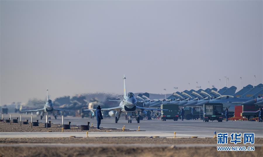 (圖文互動)(1)空軍某試驗訓(xùn)練基地:戈壁深處崛起軍事科技人才高地