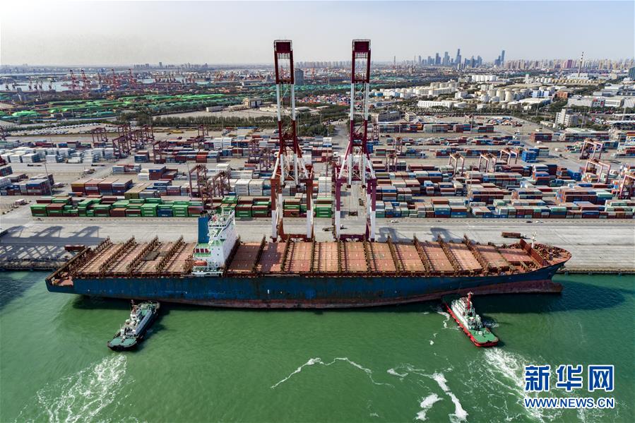 (新華全媒頭條·圖文互動)(7)歷史交匯點上的宏偉藍圖 ——《中共中央關(guān)于制定國民經(jīng)濟和社會發(fā)展第十四個五年規(guī)劃和二〇三五年遠景目標的建議》誕生記