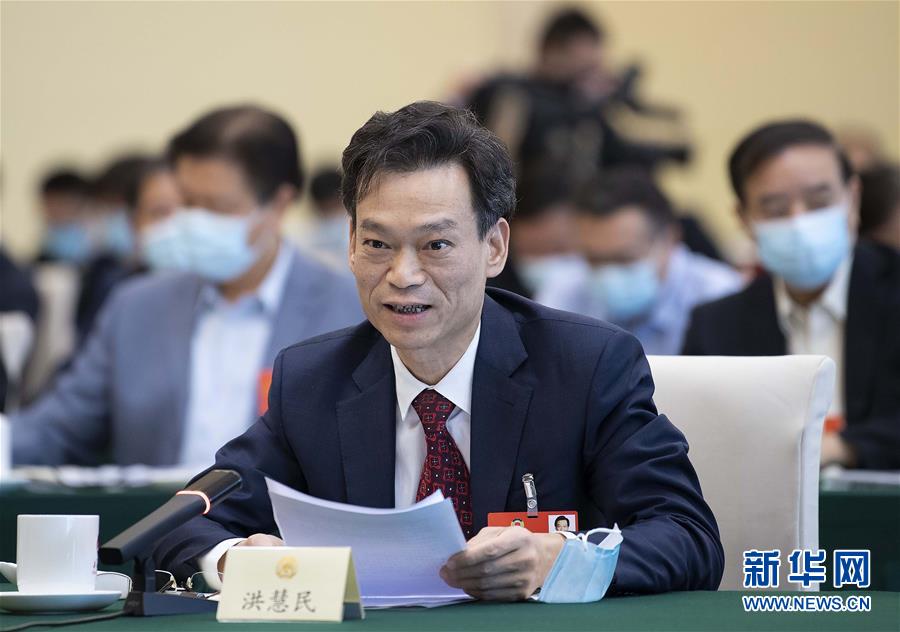 （兩會·熱點畫報）（2）代表委員建言統(tǒng)籌做好經濟社會發(fā)展工作