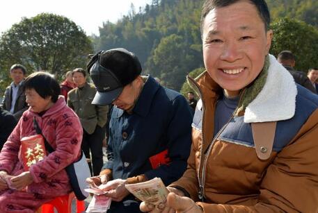 “脫貧后，我們分紅了！”