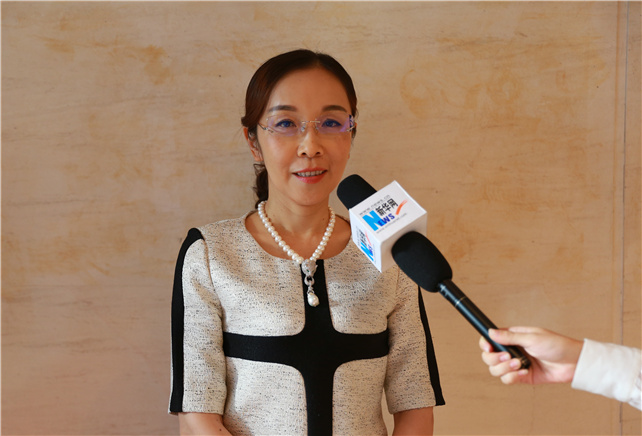 把增強(qiáng)黨的凝聚力、戰(zhàn)斗力與提高企業(yè)競爭力、創(chuàng)造力有機(jī)融合。