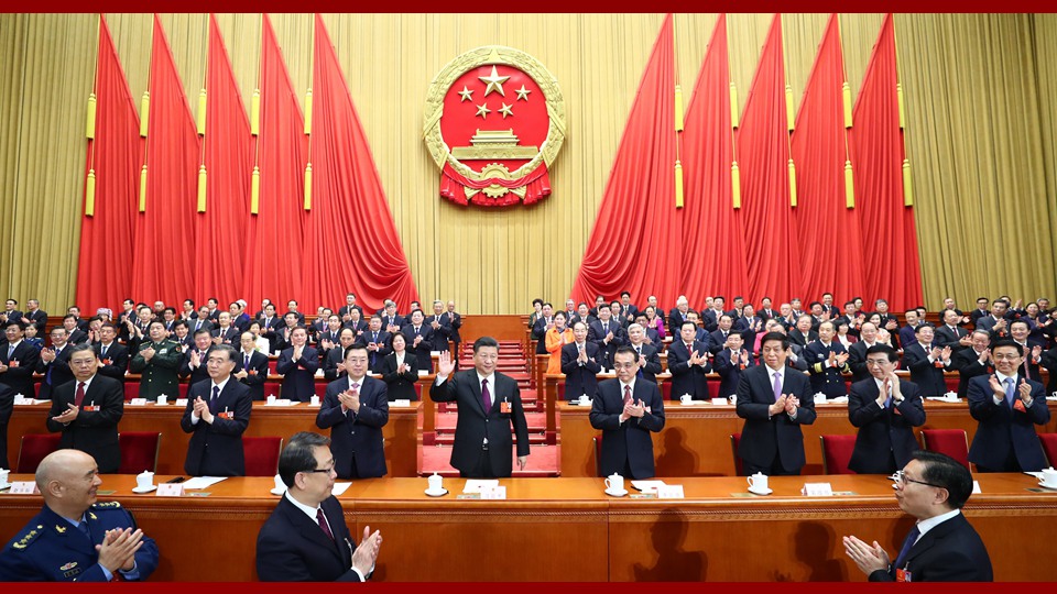 習(xí)近平當(dāng)選國家主席、中央軍委主席