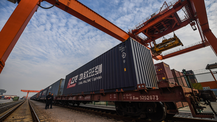 新華微評&middot;學習筆談：這個&ldquo;世界市場&rdquo;，潛力硬核！