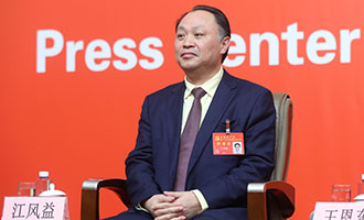 南昌大學(xué)黨委常委、副校長(zhǎng)江風(fēng)益