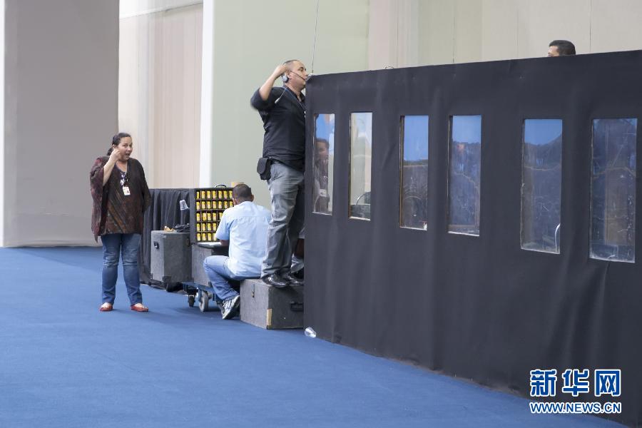 (國際)(3)加緊布置備峰會