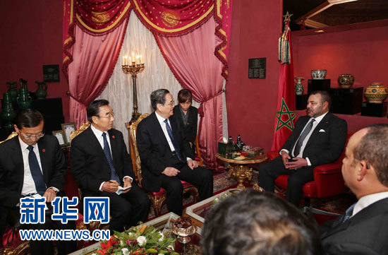 11月4日，中國全國政協(xié)主席俞正聲在非斯會見摩洛哥國王穆罕默德六世。 新華社記者 劉衛(wèi)兵 攝