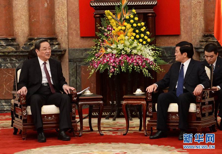 12月25日至27日，中共中央政治局常委、全國(guó)政協(xié)主席俞正聲對(duì)越南進(jìn)行正式訪問(wèn)。這是12月26日，俞正聲在河內(nèi)會(huì)見(jiàn)越南國(guó)家主席張晉創(chuàng)。 新華社記者劉建生攝