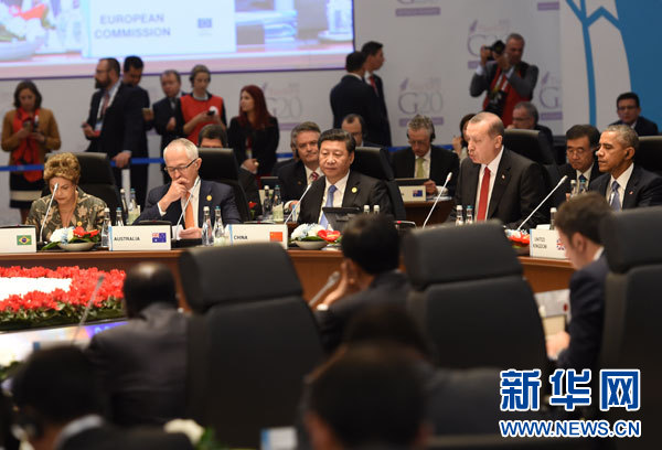 11月15日，國家主席習(xí)近平在土耳其安塔利亞出席二十國集團(tuán)領(lǐng)導(dǎo)人第十次峰會第一階段會議。 新華社記者李學(xué)仁攝 