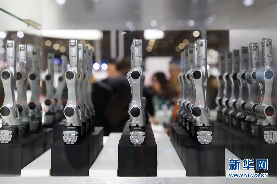 (新華全媒頭條·聚焦進(jìn)口博覽會·圖文互動)(3)匯聚世界經(jīng)濟(jì)前行的浩蕩潮流——從首屆中國國際進(jìn)口博覽會看全球合作發(fā)展新趨勢