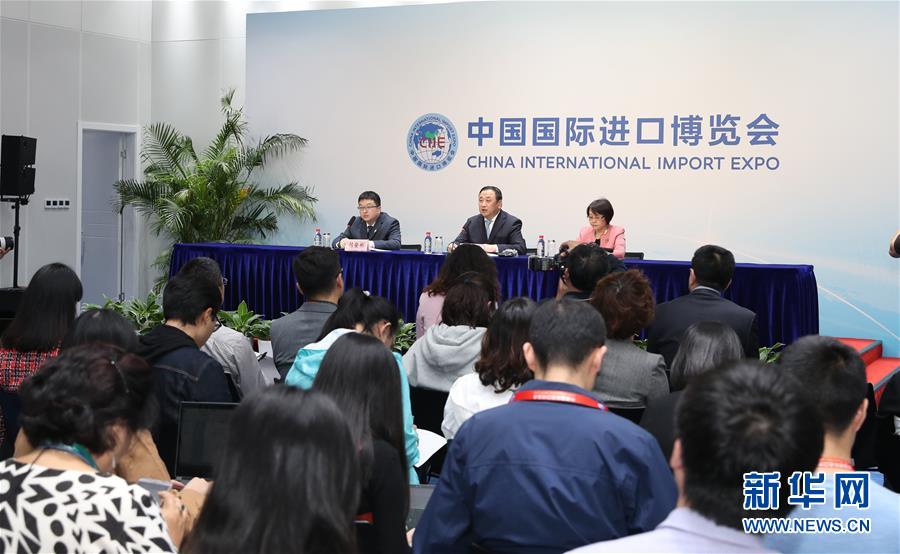 (新華全媒頭條·圖文互動)(1)從進(jìn)博會到“雙11” 超級訂單背后蘊藏中國動能