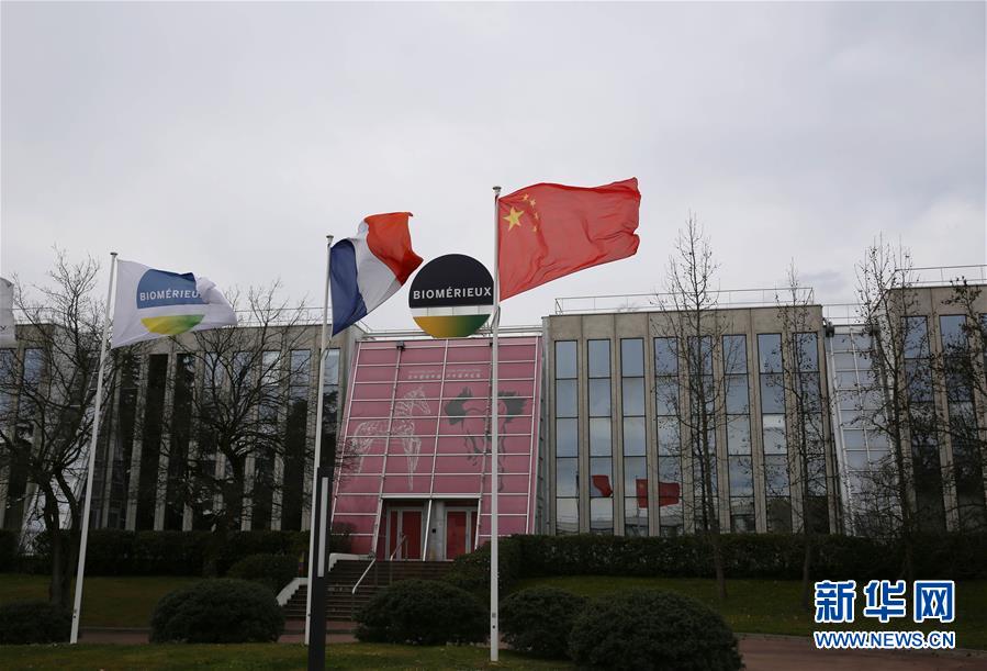 (習(xí)近平出訪(fǎng)配合稿·圖文互動(dòng))(8)綜述:互利共贏 敢為人先——中法關(guān)系行穩(wěn)致遠(yuǎn)