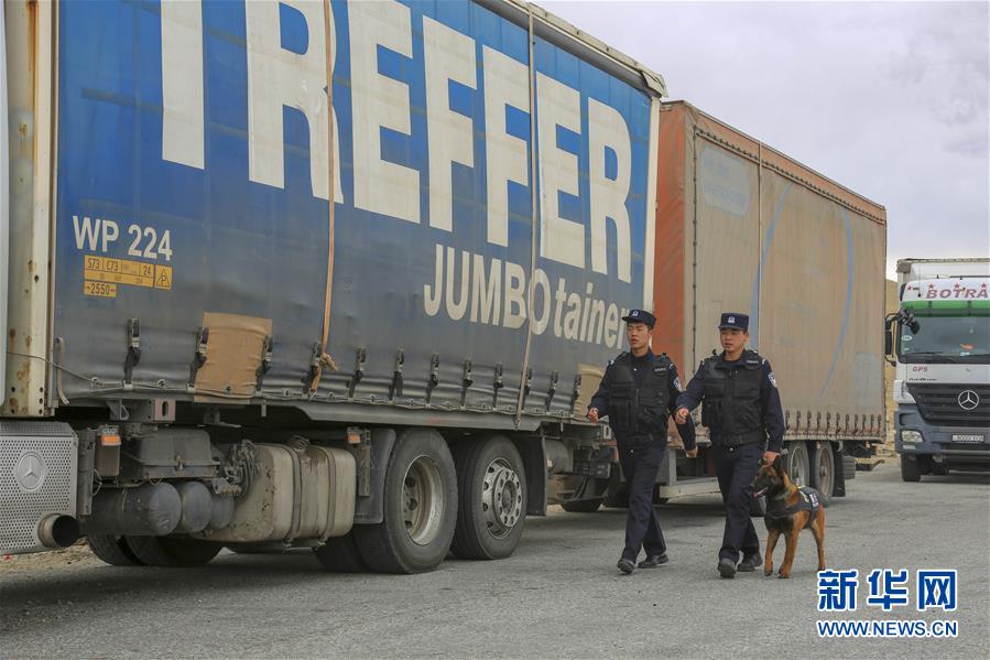 （經(jīng)濟）（1）卡拉蘇口岸：中塔貿易迎&ldquo;春風&rdquo;