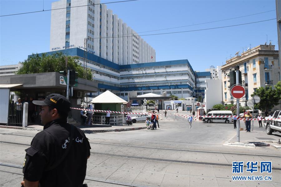 (國際)(1)突尼斯總統(tǒng)埃塞卜西去世