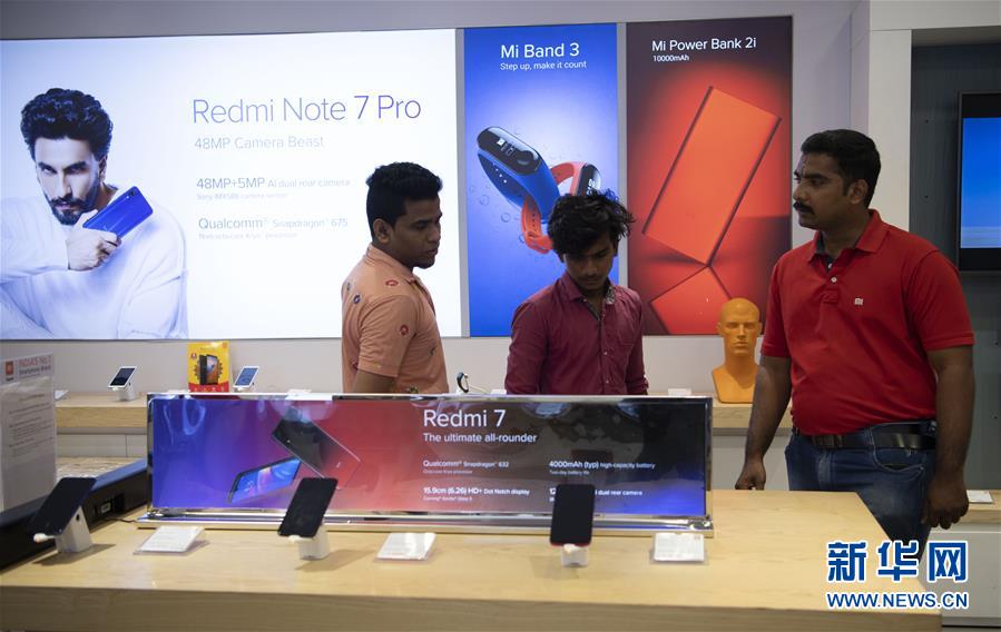 （習(xí)近平出訪配合稿·圖文互動）（5）特稿：電影、瑜伽、智能手機(jī)——中印兩個文明古國交往“新故事”